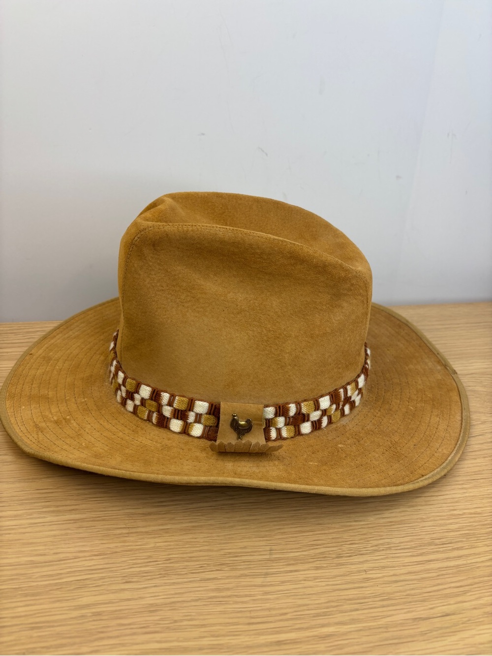 Vintage Western Eddy Bros. “The Hat Of The Cowboy” Tan Suede Hat 7 3/8